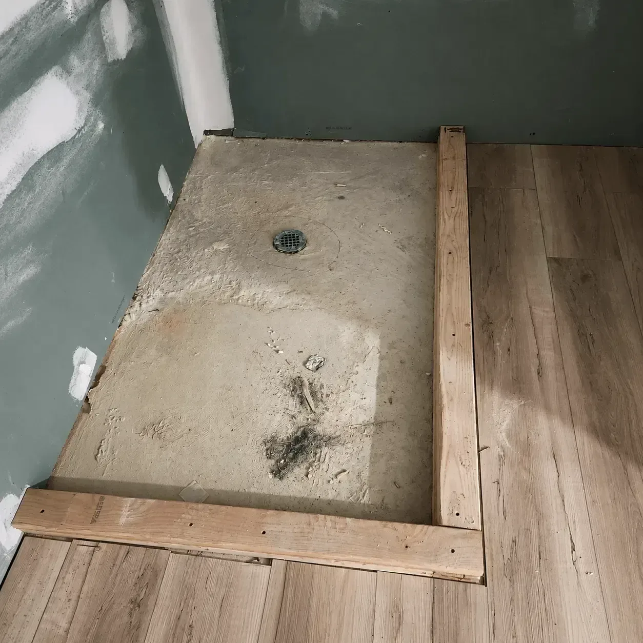 Bathroom before renovation by Namman Flooring